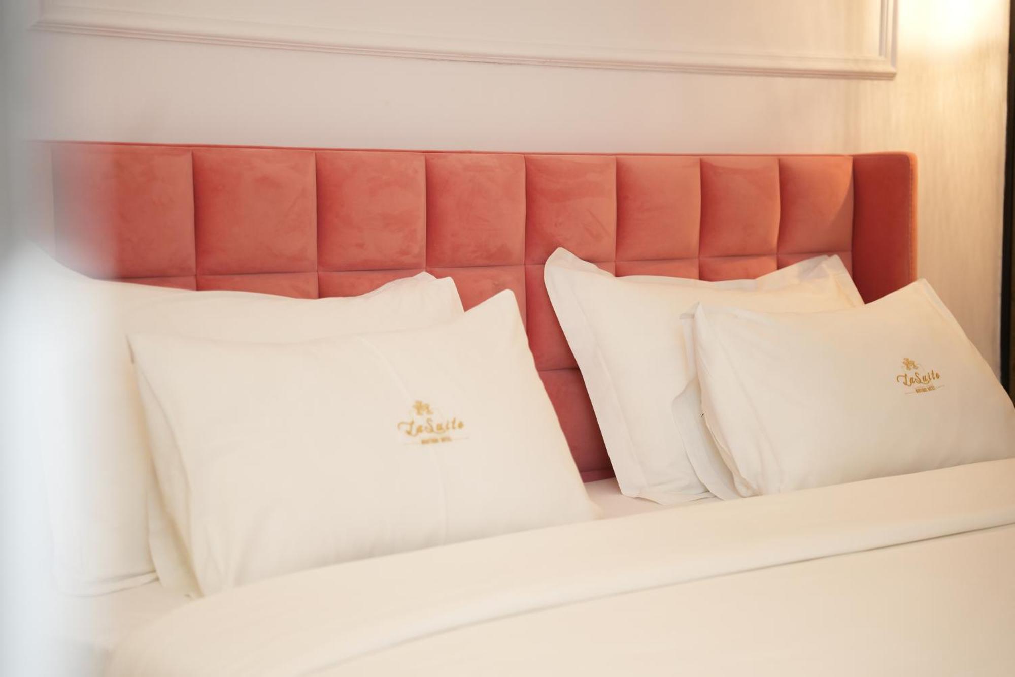 La Suite Boutique Hotel Tiranë Luaran gambar