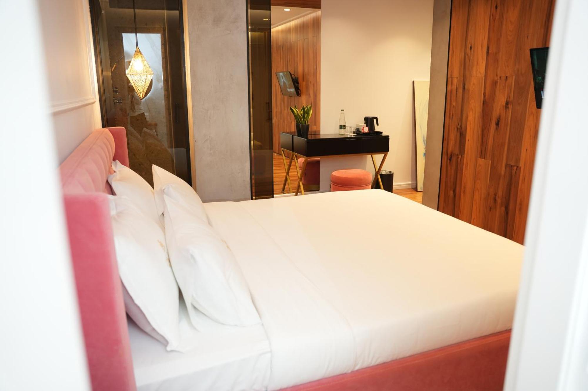La Suite Boutique Hotel Tiranë Luaran gambar