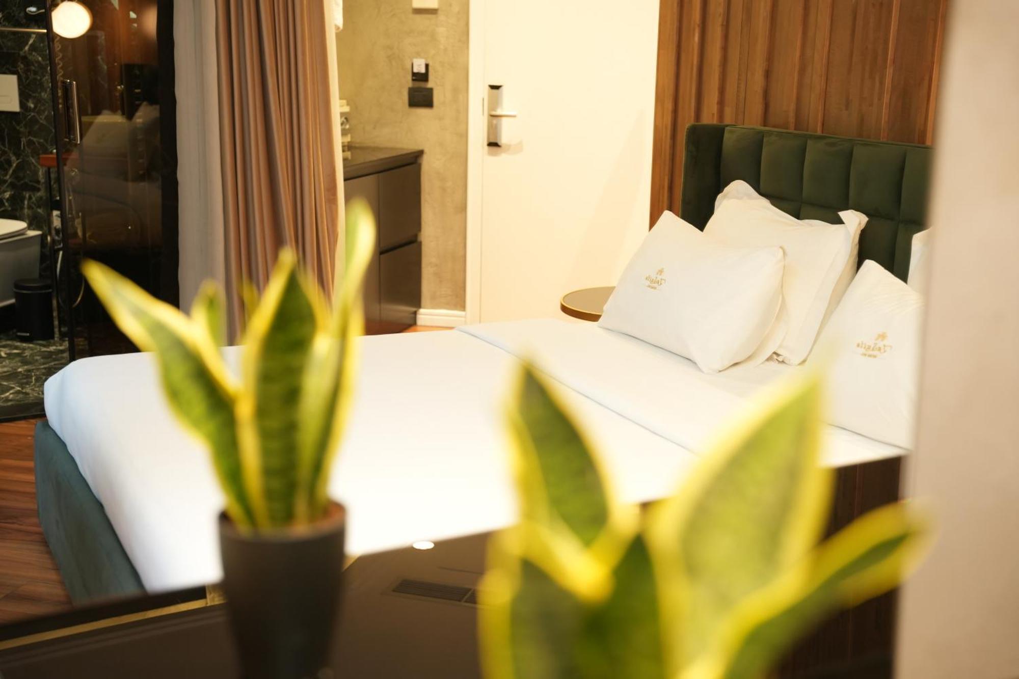La Suite Boutique Hotel Tiranë Luaran gambar