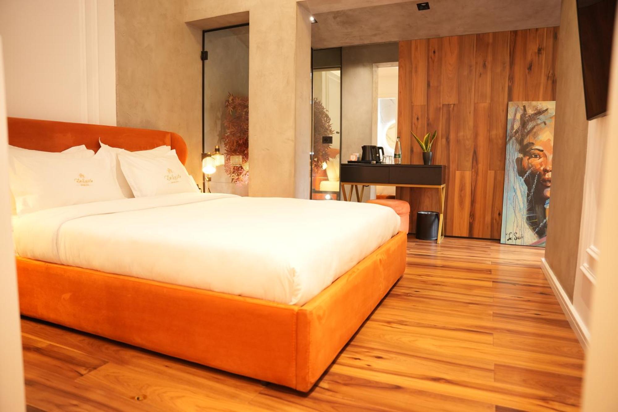 La Suite Boutique Hotel Tiranë Luaran gambar