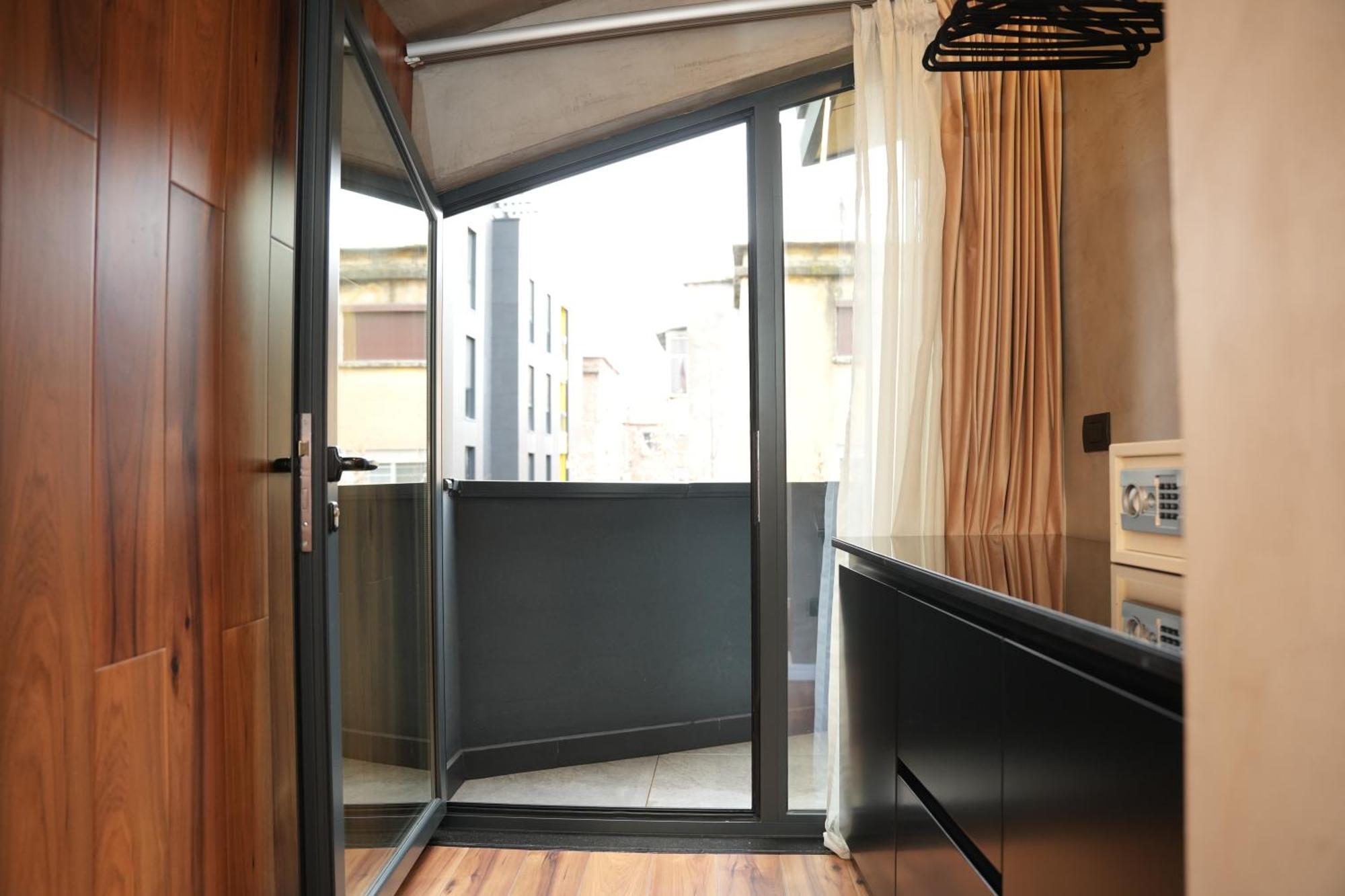 La Suite Boutique Hotel Tiranë Luaran gambar