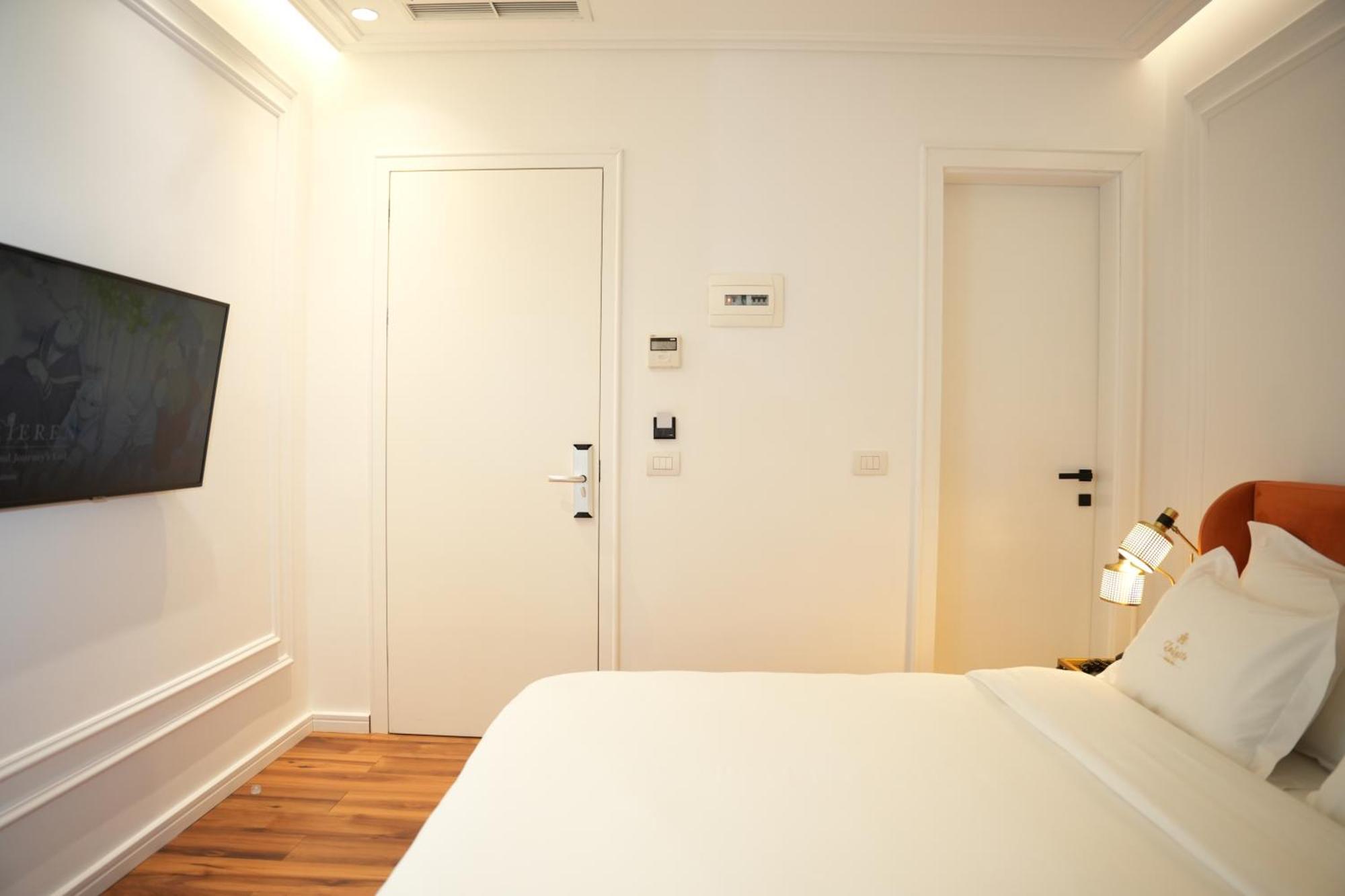 La Suite Boutique Hotel Tiranë Luaran gambar