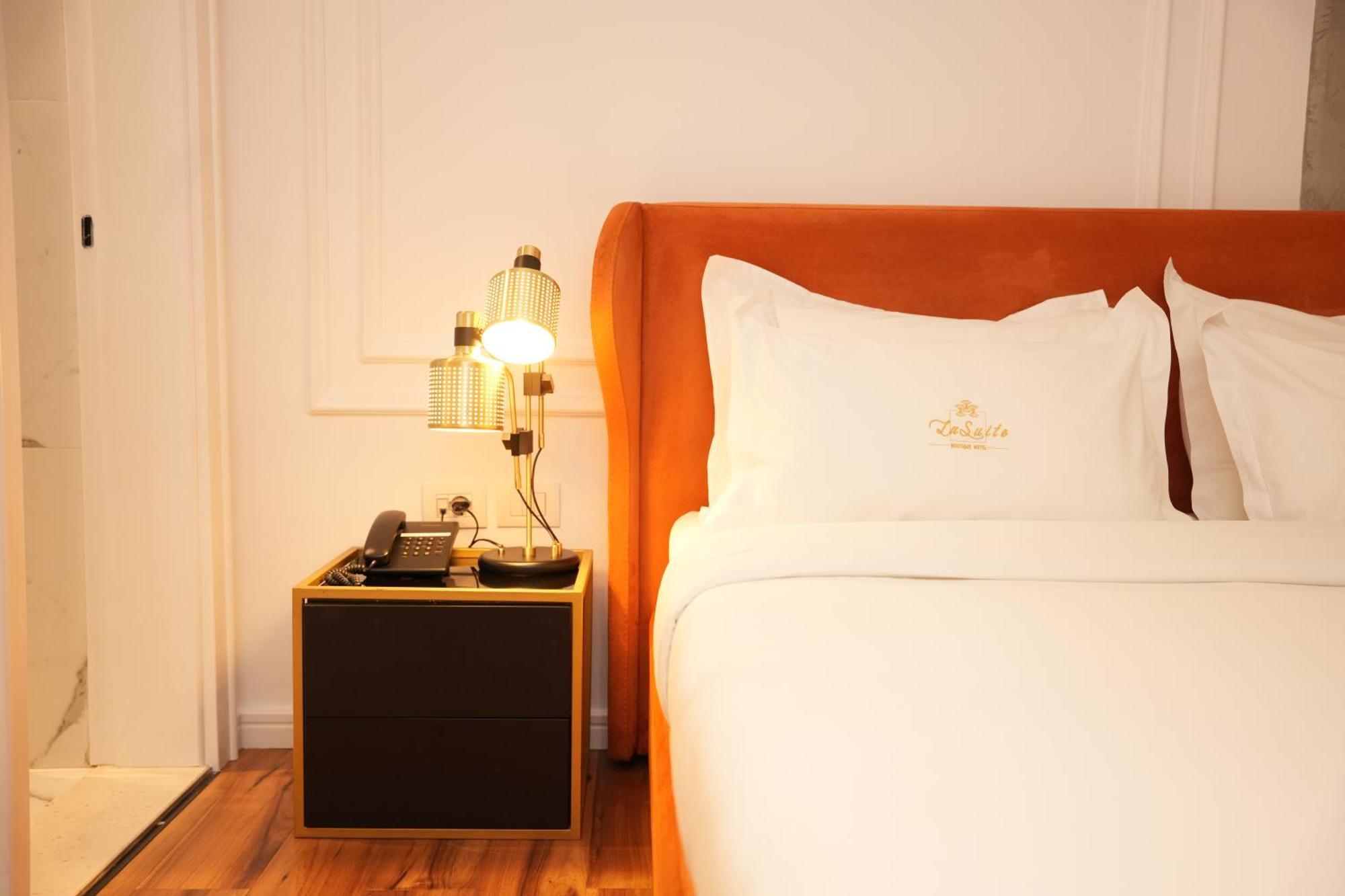 La Suite Boutique Hotel Tiranë Luaran gambar