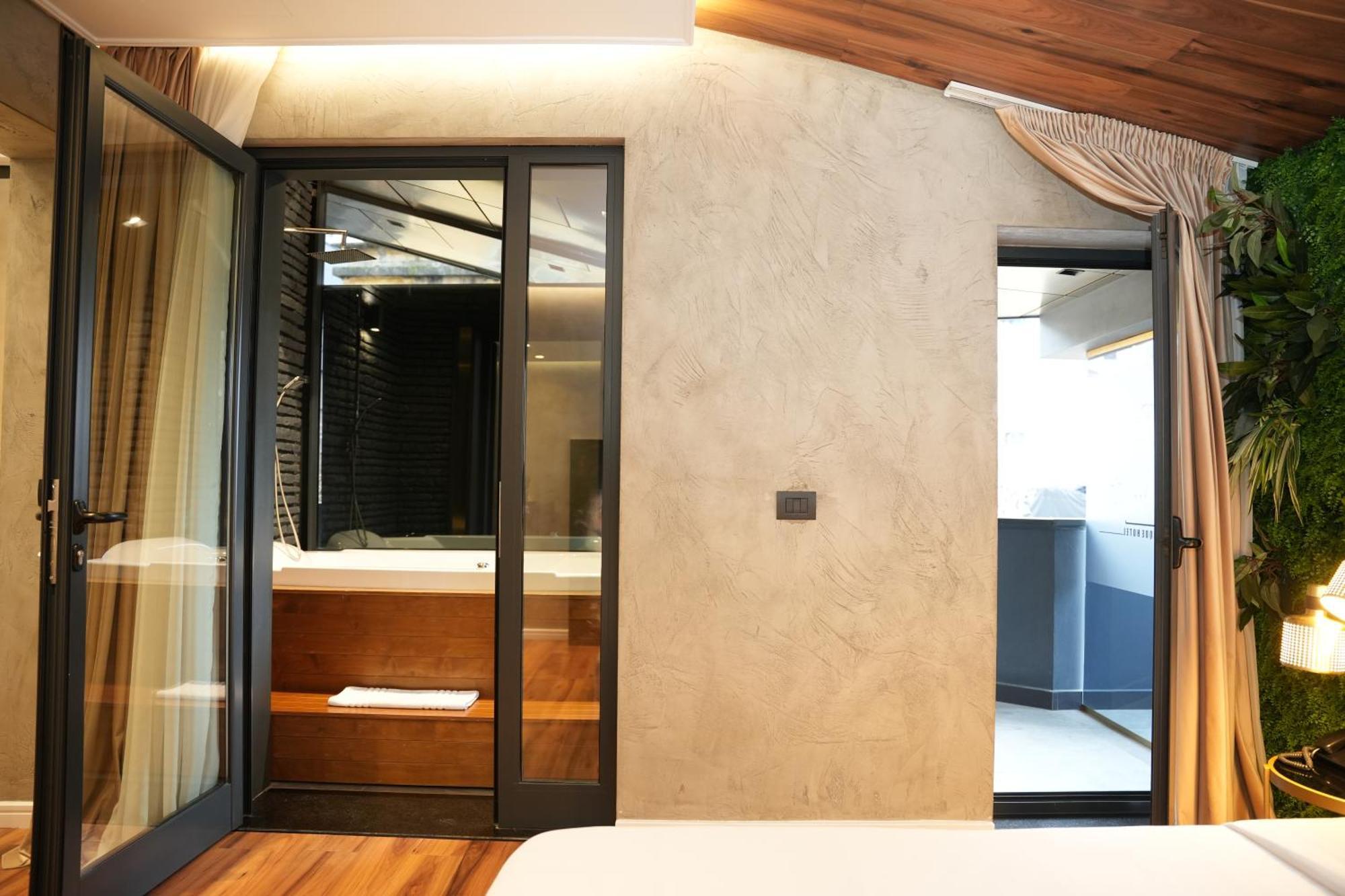 La Suite Boutique Hotel Tiranë Luaran gambar