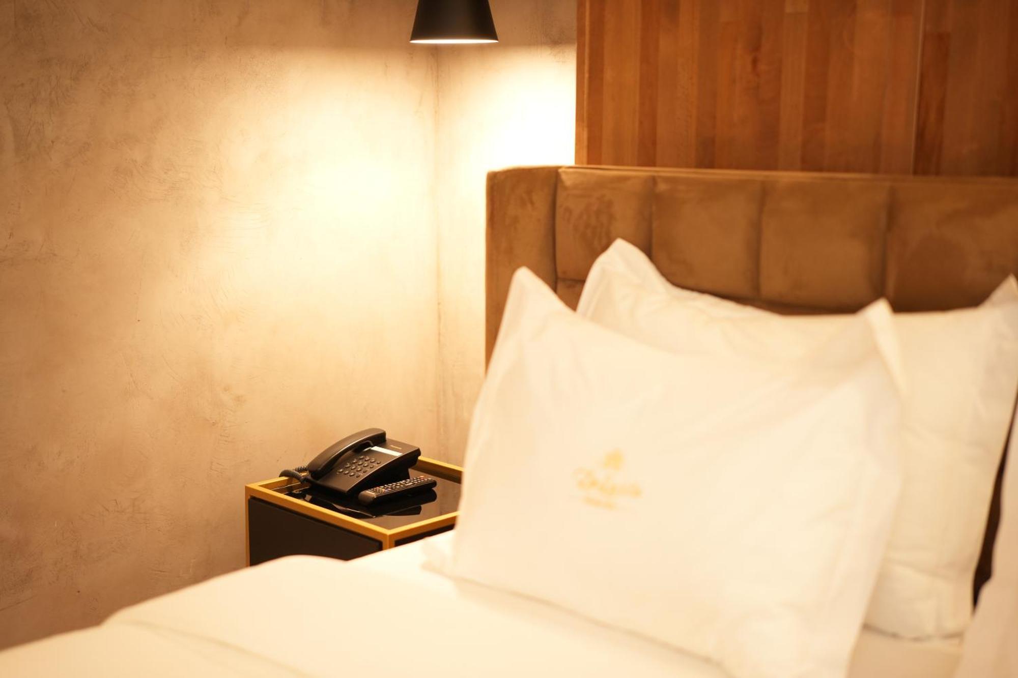 La Suite Boutique Hotel Tiranë Luaran gambar